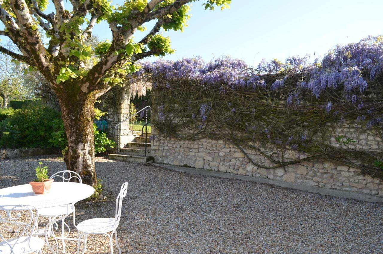 Logis De Chenac - Chambres Et Table D'Hotes Chenac Saint Seurin d'Uzet Dış mekan fotoğraf
